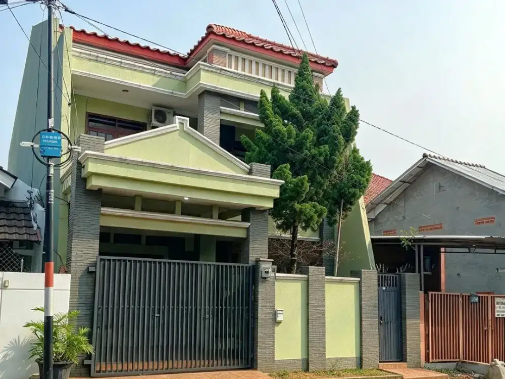 DIJUAL RUMAH 2 LANTAI STRATEGIS DAN SIAP HUNI DI MALAKA JAYA DUREN SAWIT JAKARTA TIMUR
