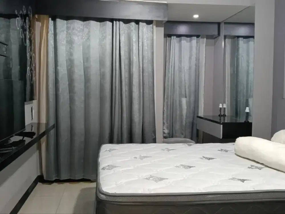 Apartemen Amor Pakuwon City, Hadap Pool, Strudio , Full Furnish