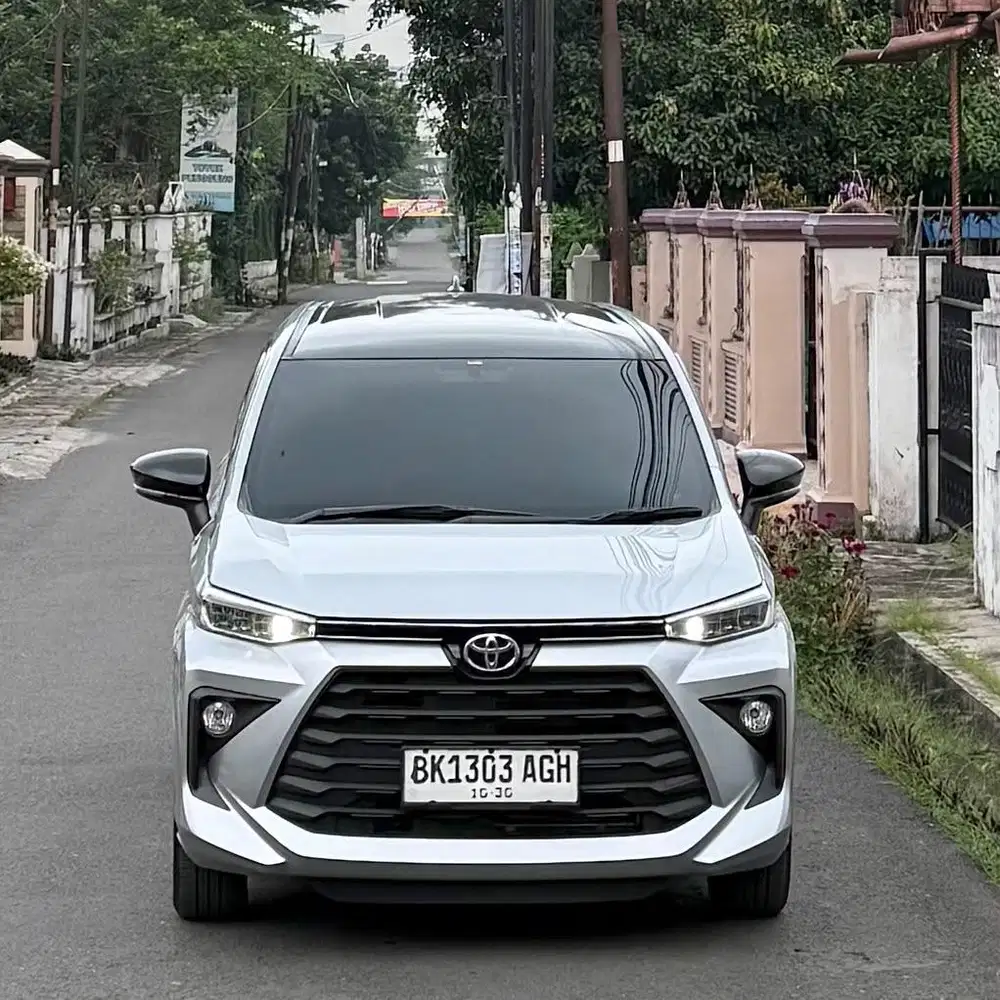 Avanza 2025 G matic two tone