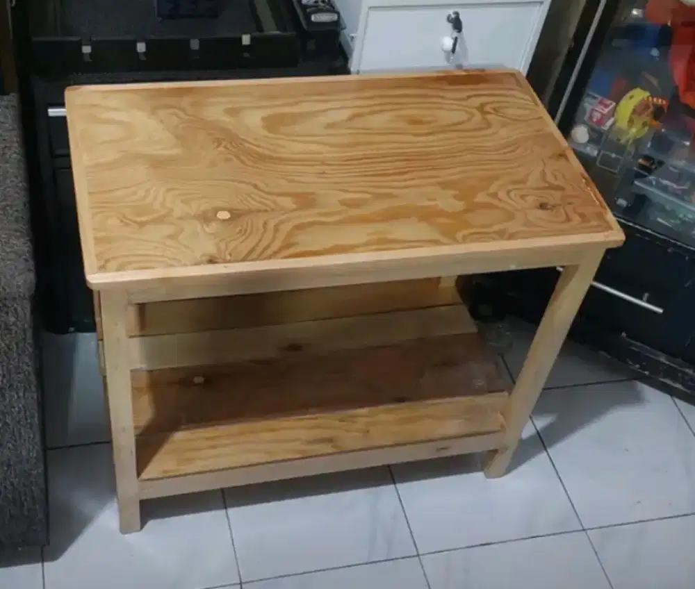 Meja kayu 2 susun
