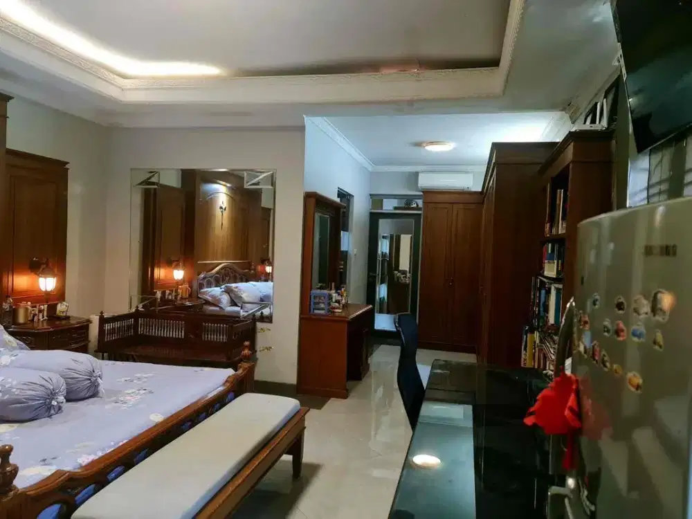 Dijual Rumah bagus dan mewah bonus full furnished, harga 2,9M nego sampai deal