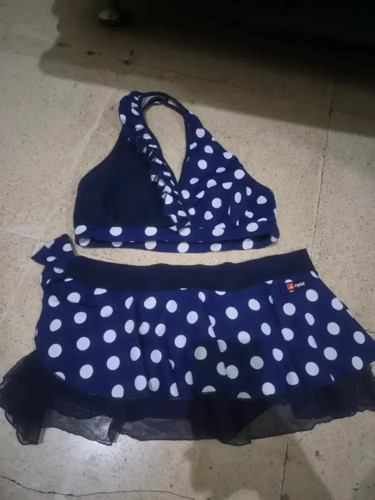 Baju senam.merk crystal bekas