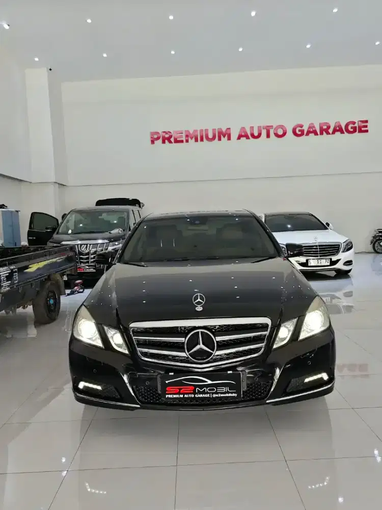 MERCY E300 2020 KONDISI SUPERRR SIPPPP