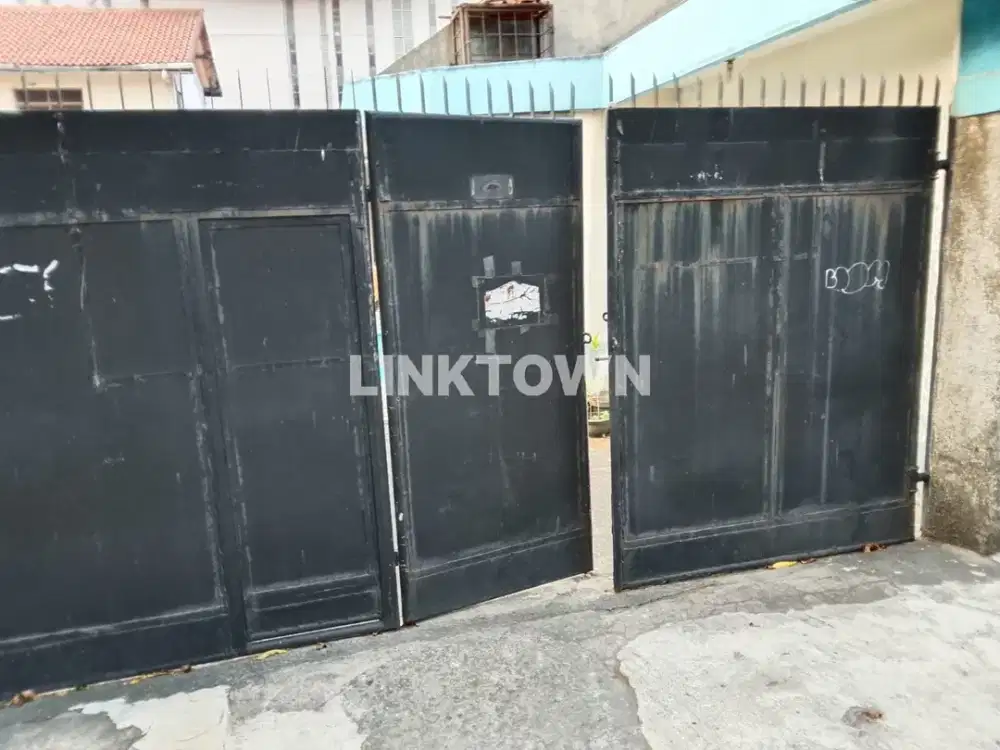 Dijual Rumah Dalam Kawasan Perkantoran Siap Huni