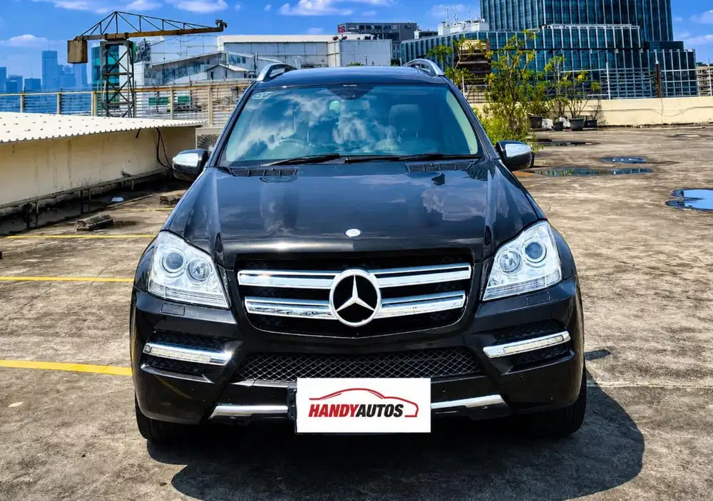 Mercedes Benz GL500 Tahun 2010 Automatic Coklat Metalik
