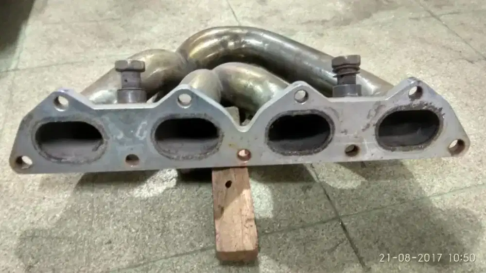 Parts mitsubishi evo 8