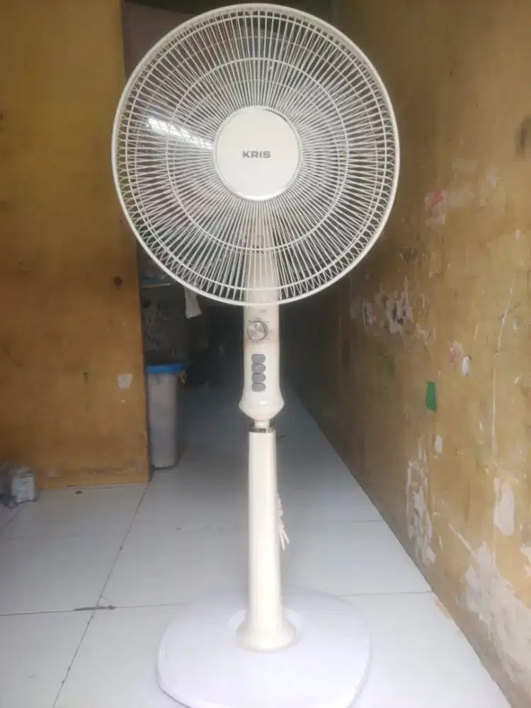 Kipas angin merk Kris UK 16 masih normal
