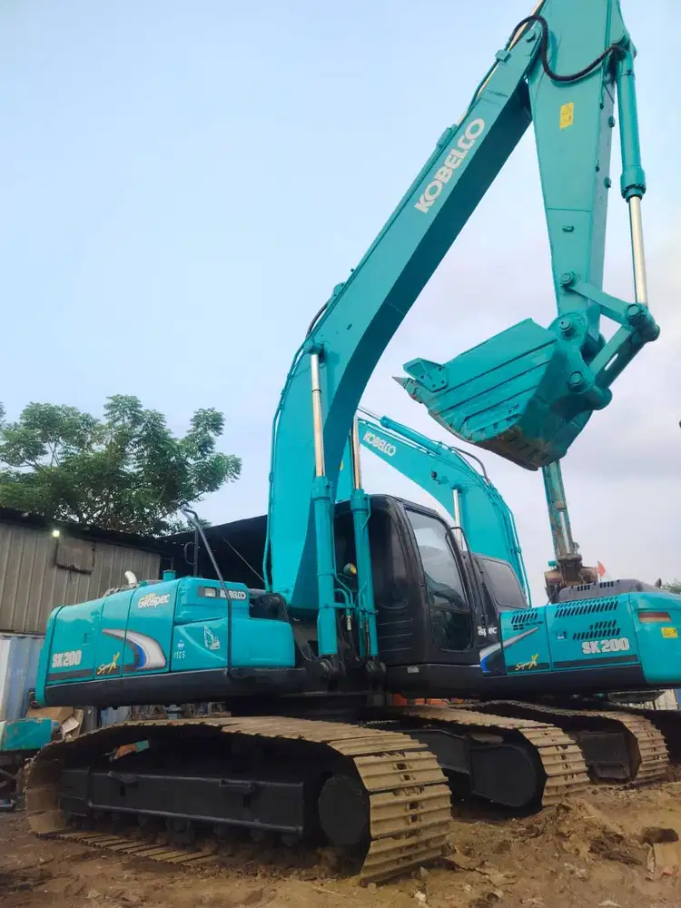 DIJUAL EXCAVATOR KOBELCO SK200-8 SUPER-X TAHUN 2012