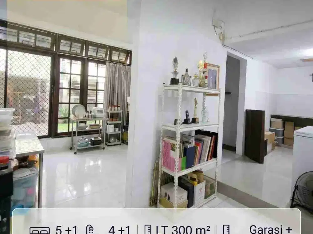 Rumah 2 Lantai Manyar Rejo Murah Siap Renov One Gate System