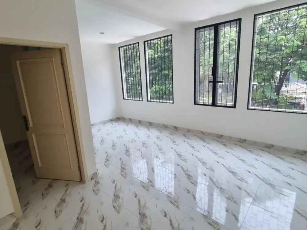 Disewakan Rumah Kelapa Kopyor - Kelapa Gading Jakarta Utara