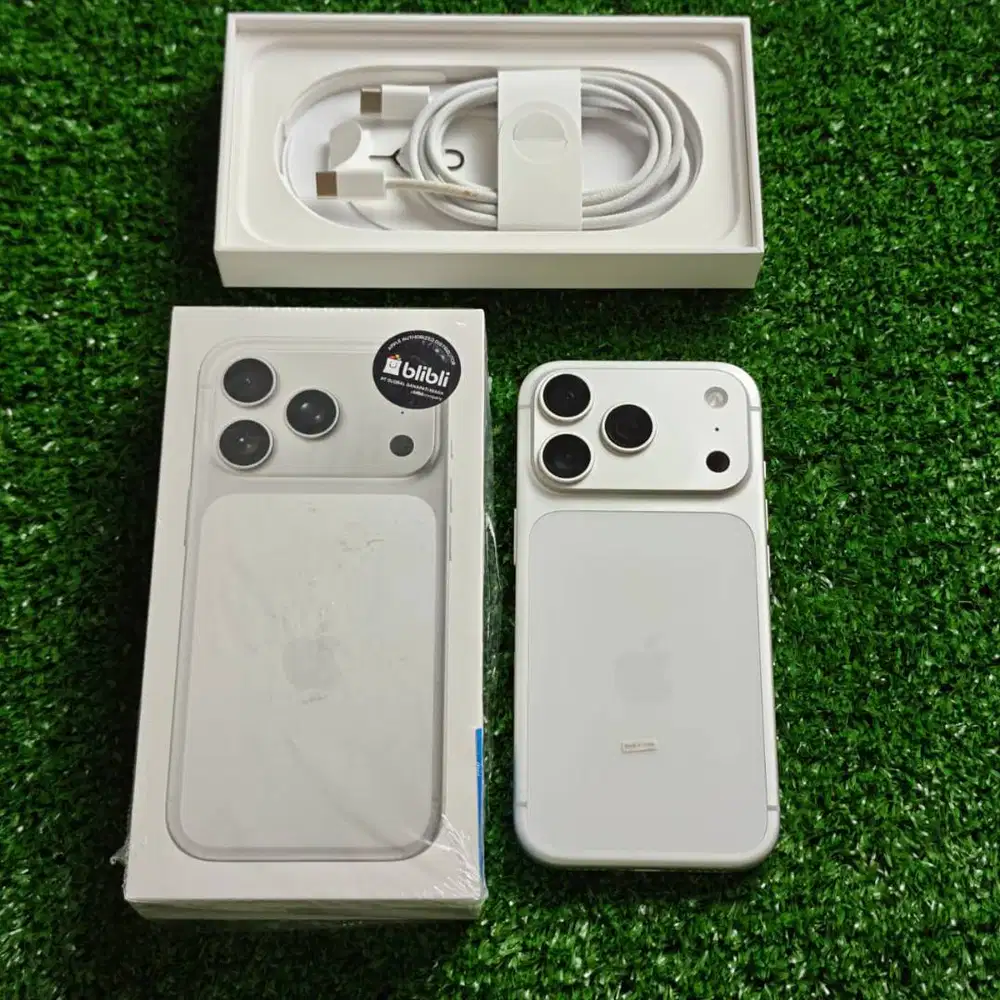 iPhone 17 Pro 256GB Silver BH 93% ada bekas casing minor garansi resmi
