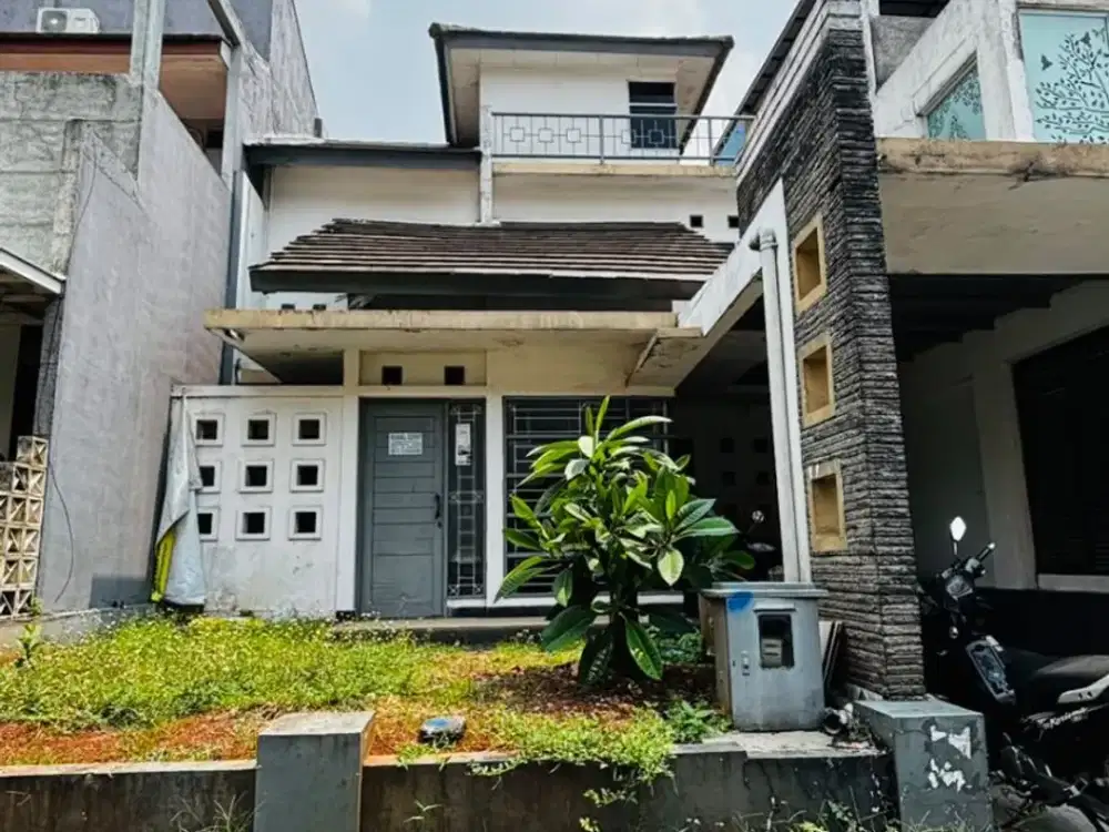 dijual rumah di the address