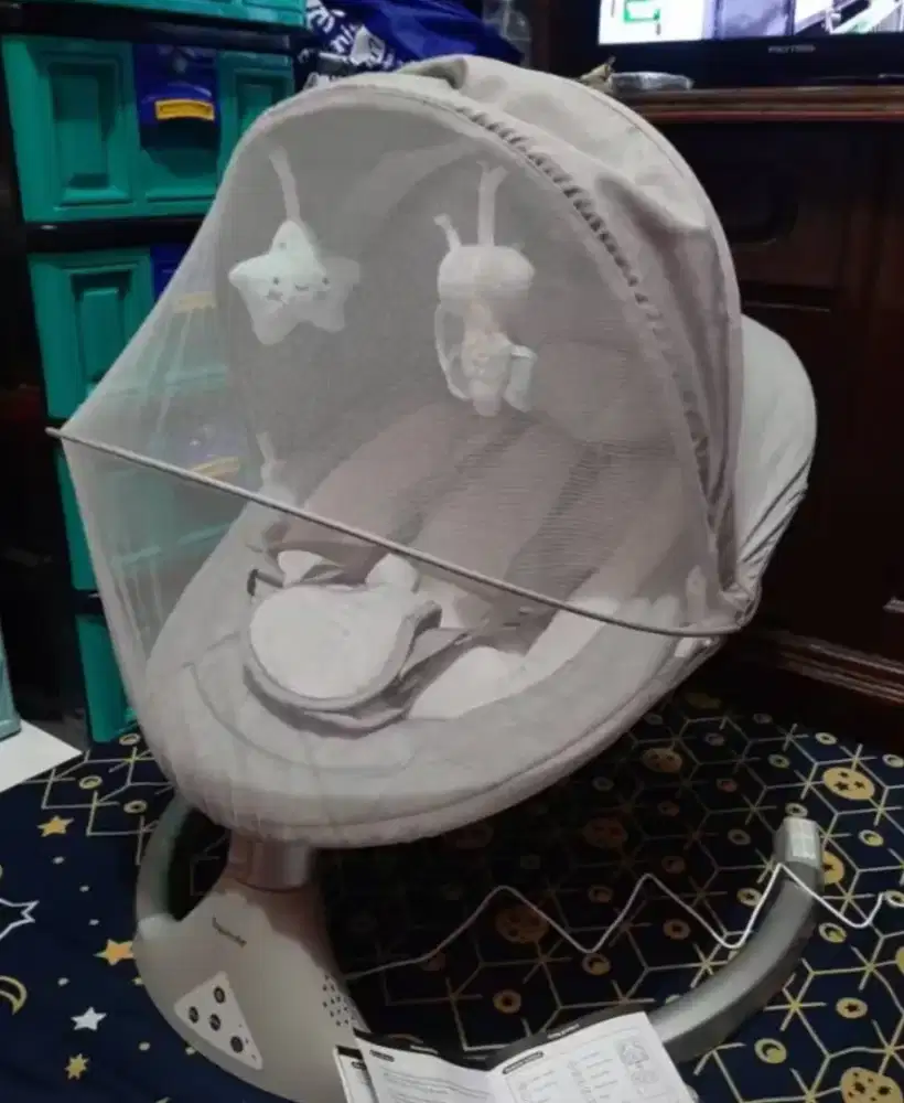 SUGAR BABY hug me automatic baby swing bed