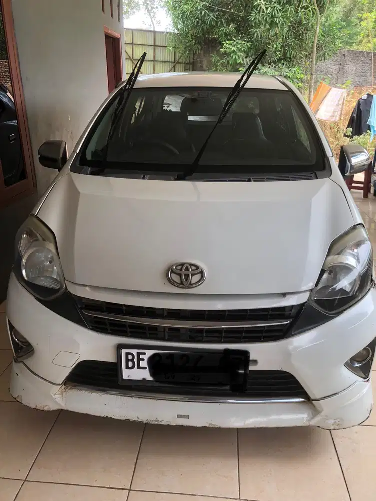 Mobil Agya 2014