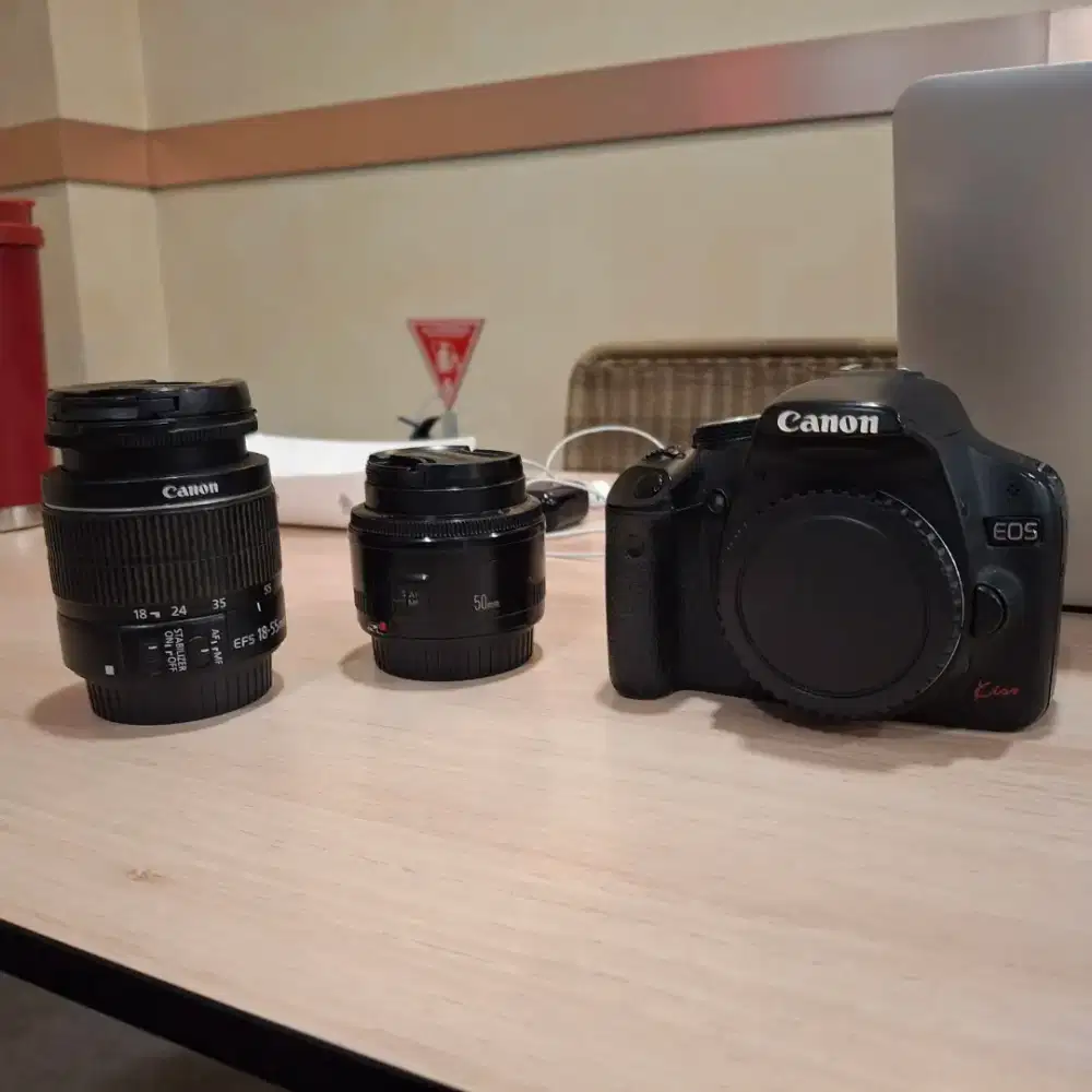 Dijual full set Canon Kiss X3