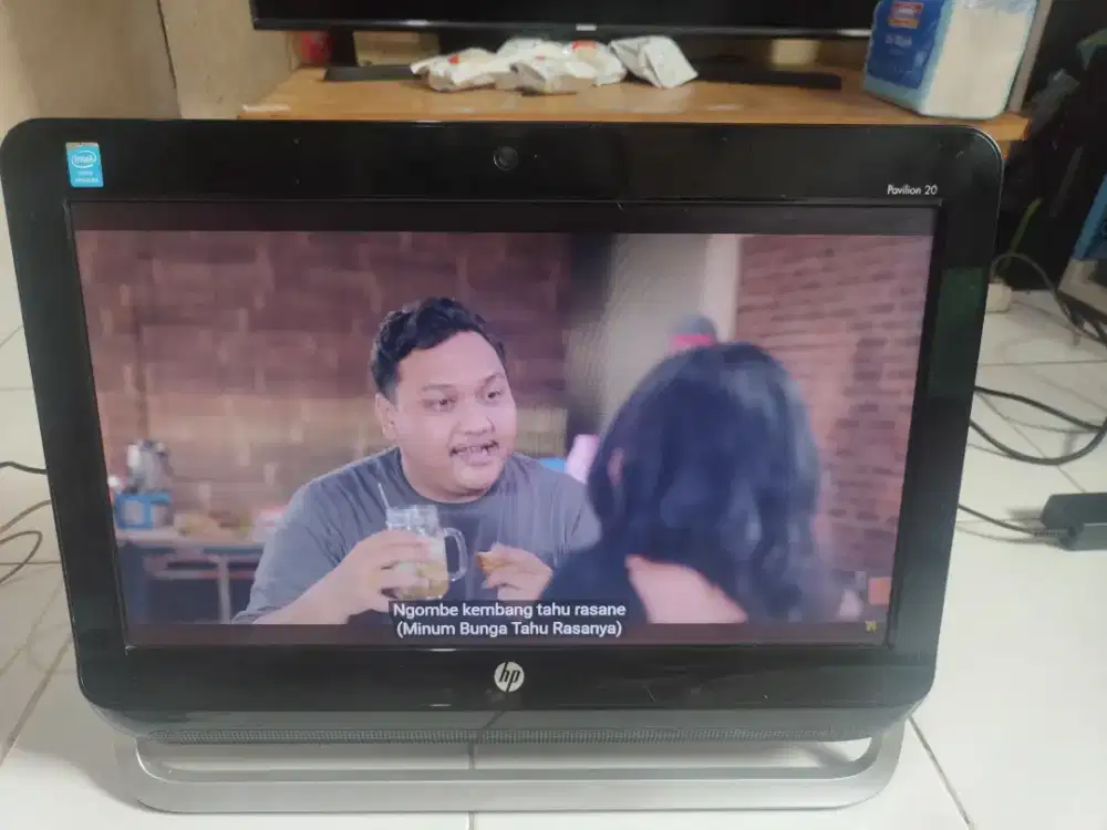 PC ALL IN ONE HP PAVILION 20 MULUS