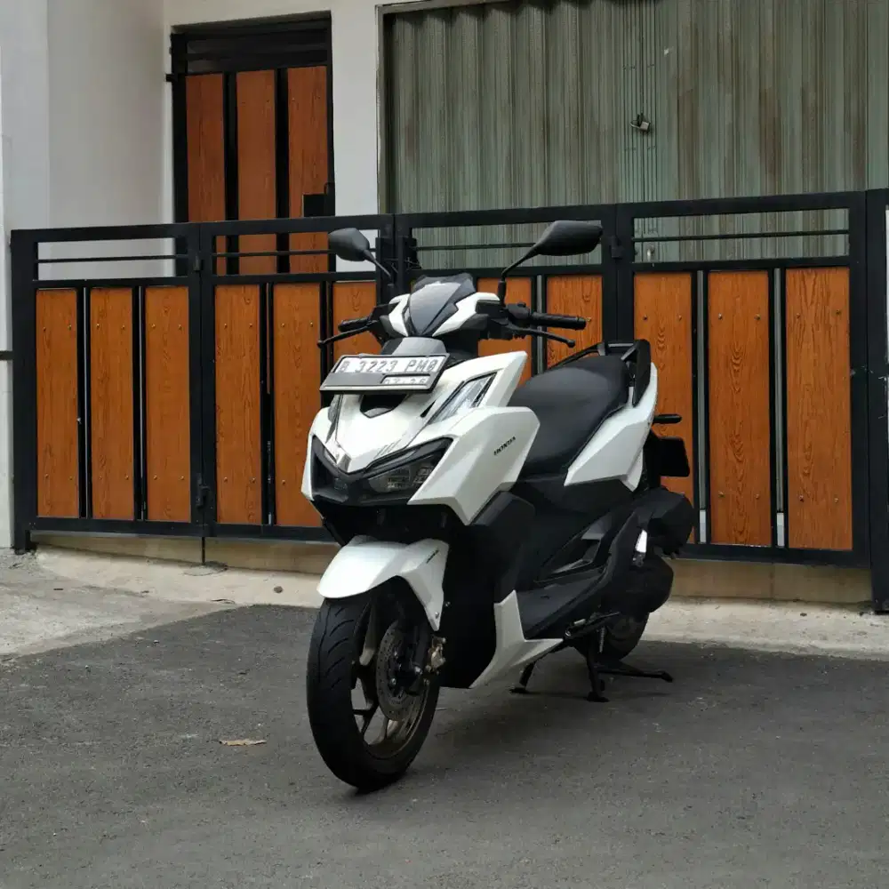 Honda Vario 160 ABS ISS (Tipe Tertinggi) MULUSSS Pajak Hidup Panjang