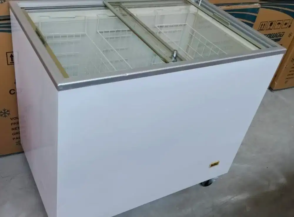 Freezer sleding kaca 300 Liter