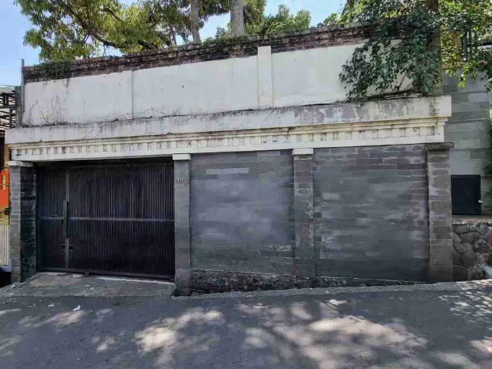 Dijual Rumah Strategis di pusat kota ciumbuleuit Dekat Unpar cocok untuk usaha Kost