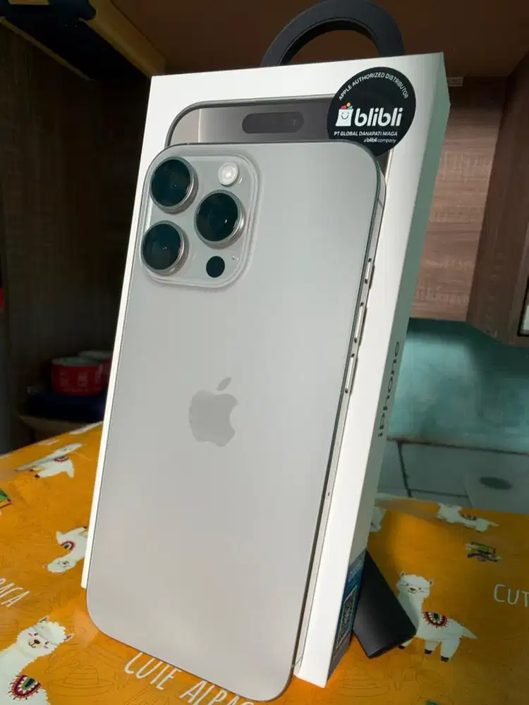iPhone 16 Pro Max 512GB Natural Titanium - Mulus 100% Ex Blibli