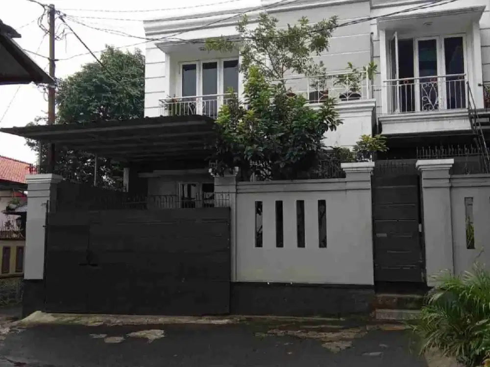 RUMAH SIAP HUNI BEBAS BANJIR DI JAGAKARSA JAKARTA SELATAN