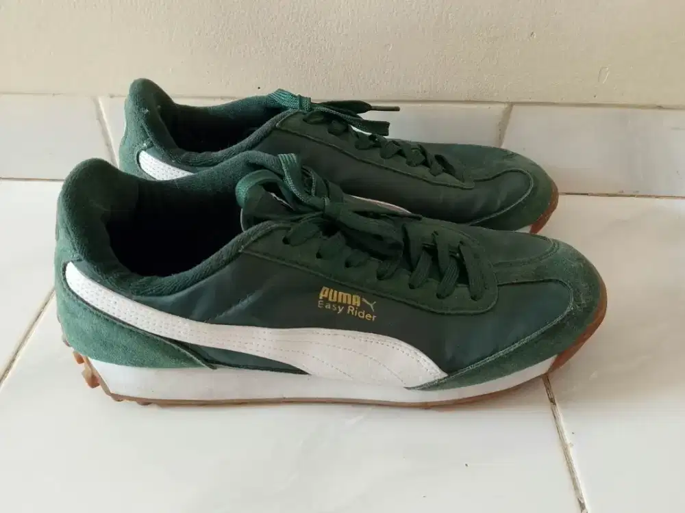 Sepatu puma easy rider