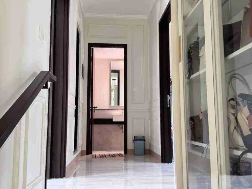 Dijual cepat rumah cantik furnished di cluster flora Summarecon Bandung