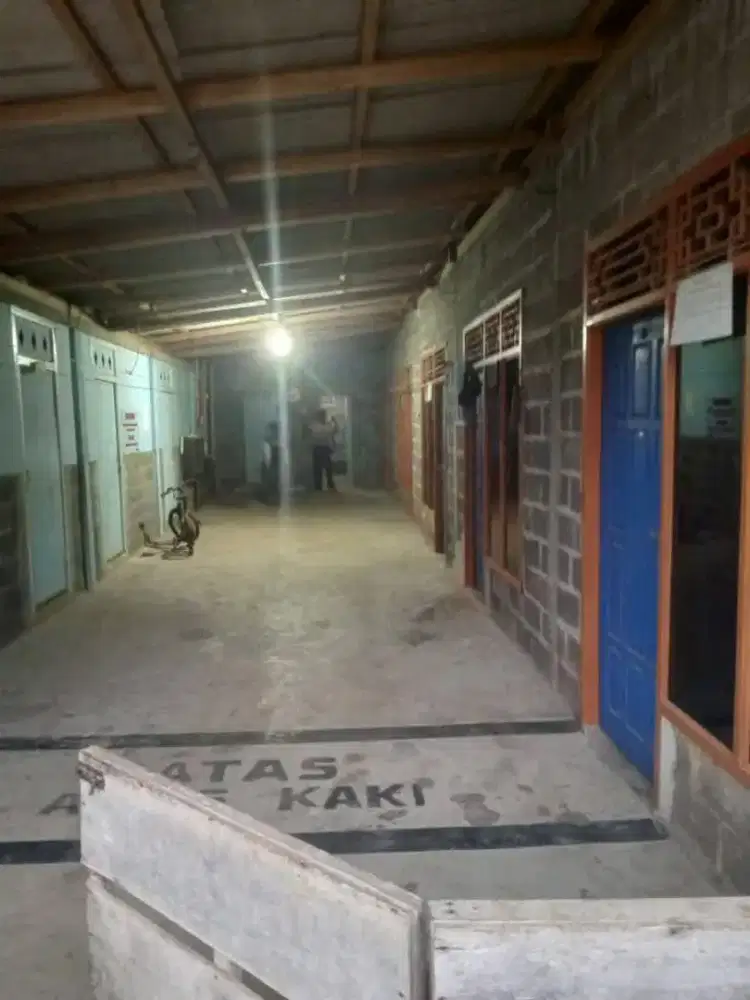 Dijual cepat tanah berserta bangunan