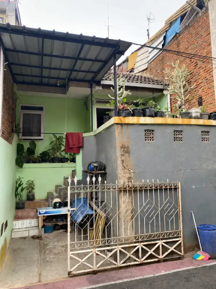Jual cepat rumah permata Cimahi 200 JT an bu
