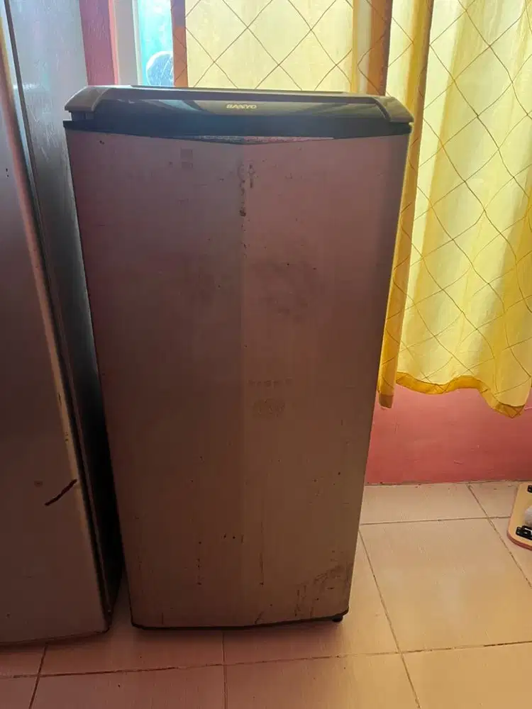 Kulkas sanyo satu pintu