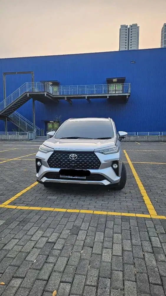 Toyota Avanza Veloz Q 2022 no TSS Bensin TANGAN PERTAMA