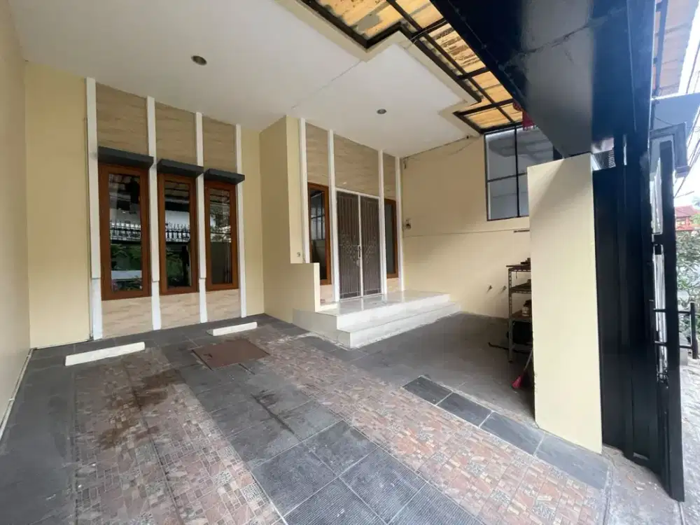 ANA RUMAH NYAMAN UK 7X15M DI KOMPLEK KAVLING POLRI JELAMBAR