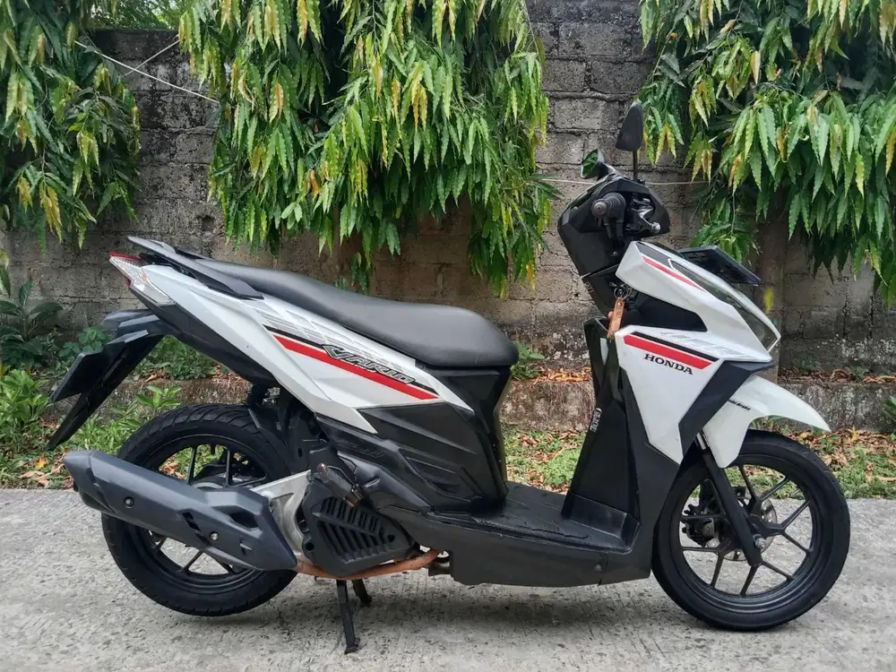 Honda Vario 125 LED fi th 2017 tinggal gass