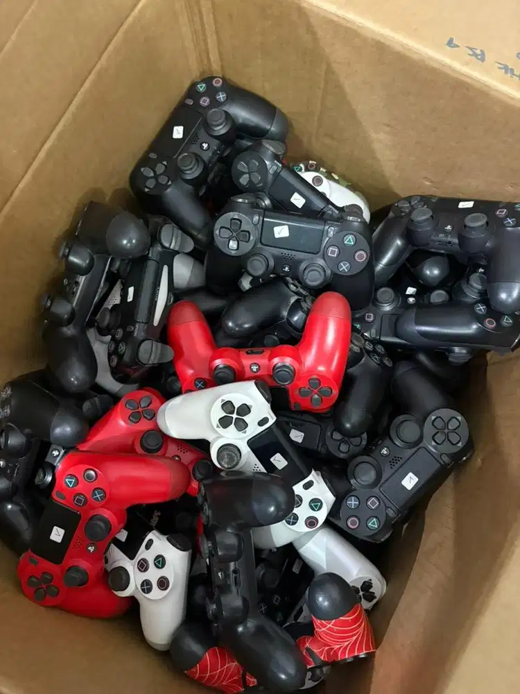 STIK PS 4 RUSAK