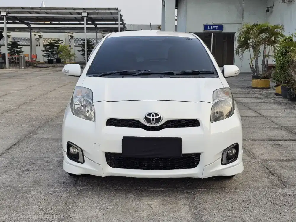 [TDP 19 Jt]Yaris 2013 S limited  AT Nego Cash kredit