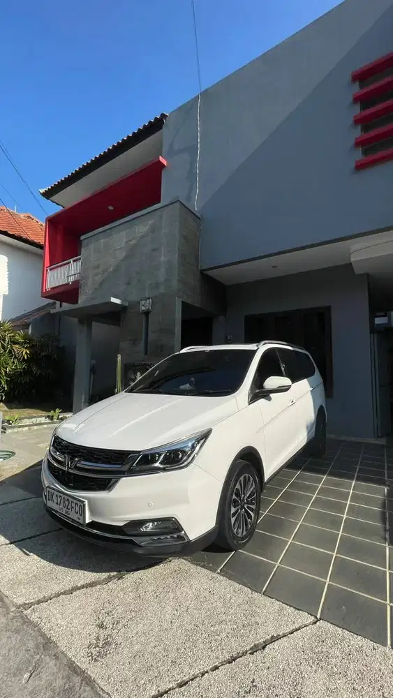WULING CORTEZ TURBO 1.5 T LUX