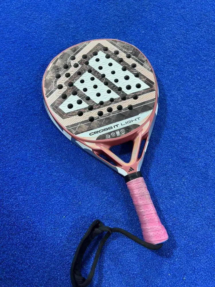 Raket padel adidas martita 2026