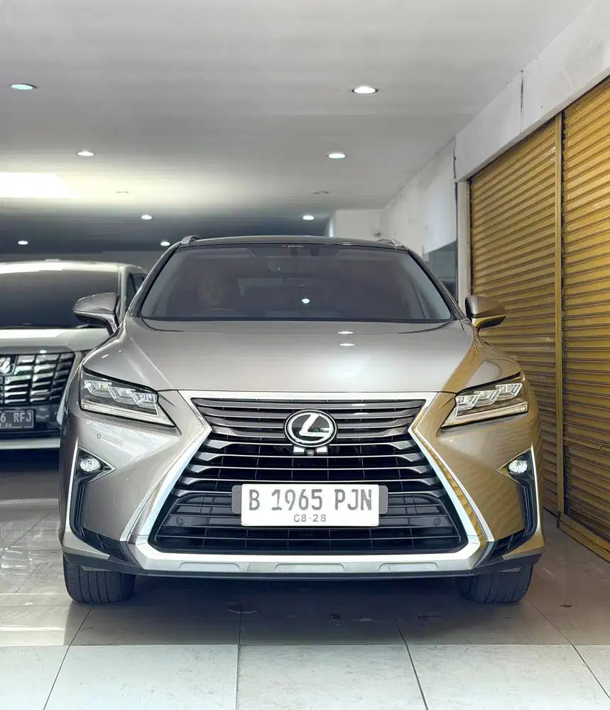 2018 Lexus RX300 Luxury Silver RX300 Sport 2018 Hitam LX570 Lux 18