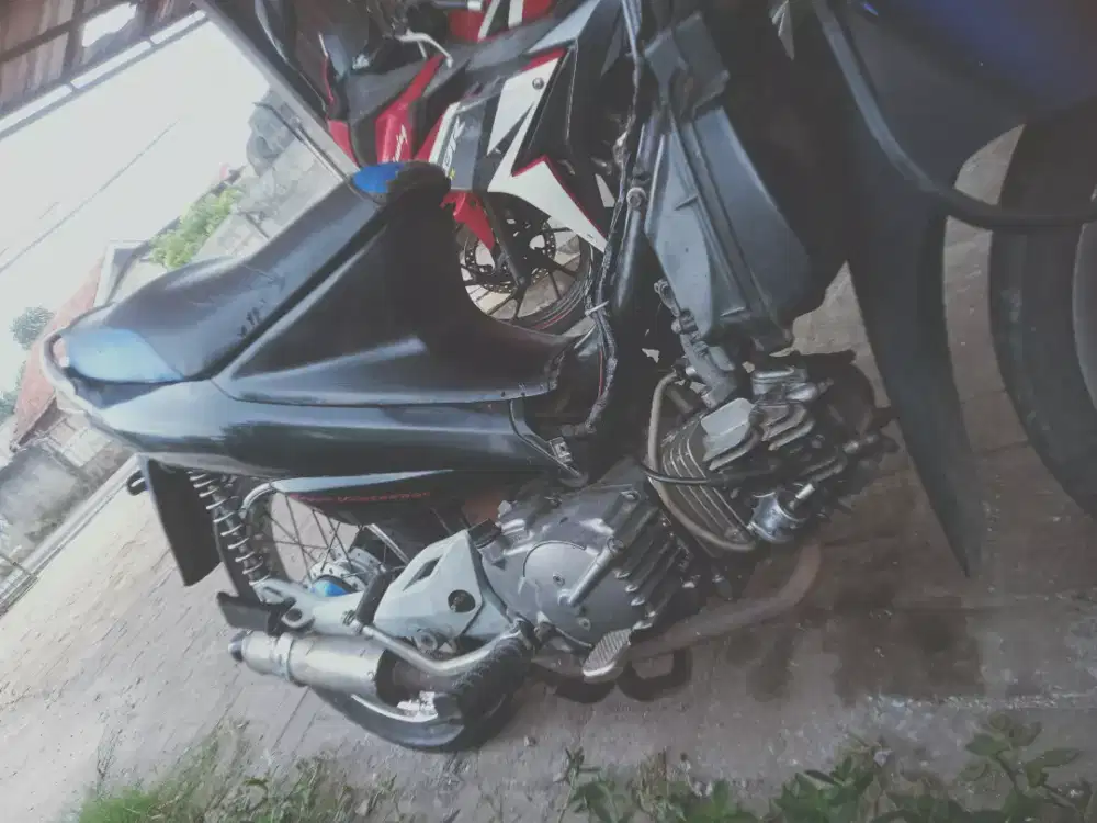 Jual motor smash new 2006