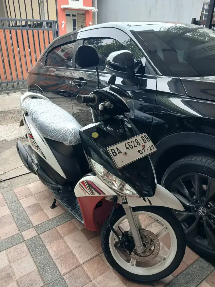 Bismillah Dijual Yamaha Mio J 2012 Putih injeksi terawat