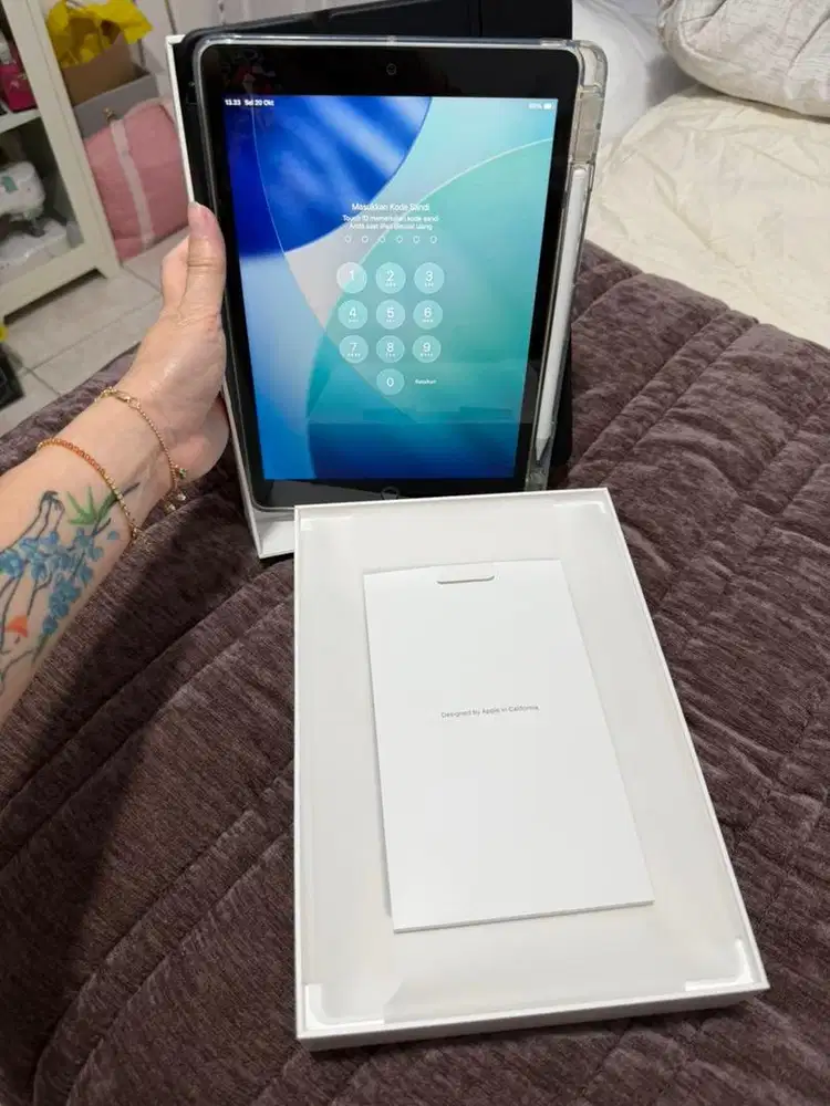 Dijual IPAD Apple Gen 9 64GB , wifi , Garansi ibox