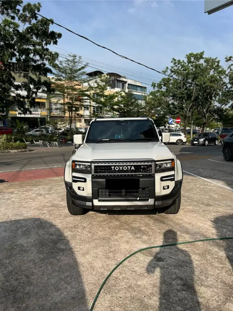 Toyota LandCruiser 250
