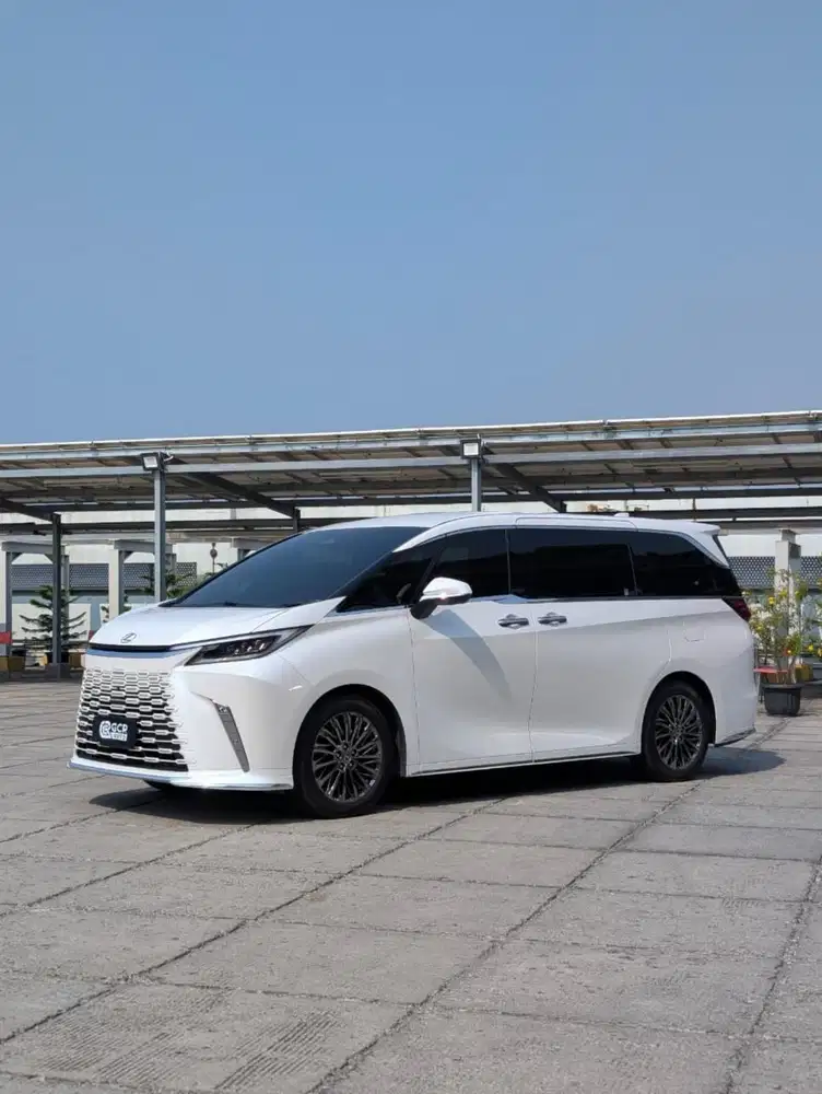 KM 22 RIBUAN RECORD! LEXUS LM 350H HYBRID 7 SEATER NIK 2024/2025