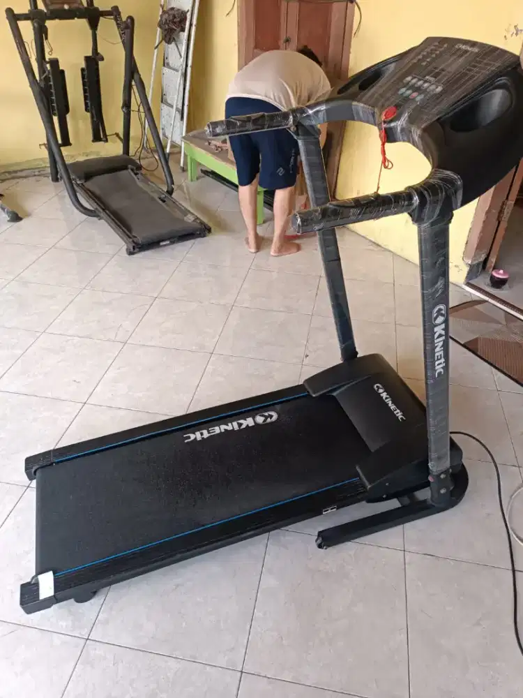 Treadmill elektrik bagus kinetik bisa kurang