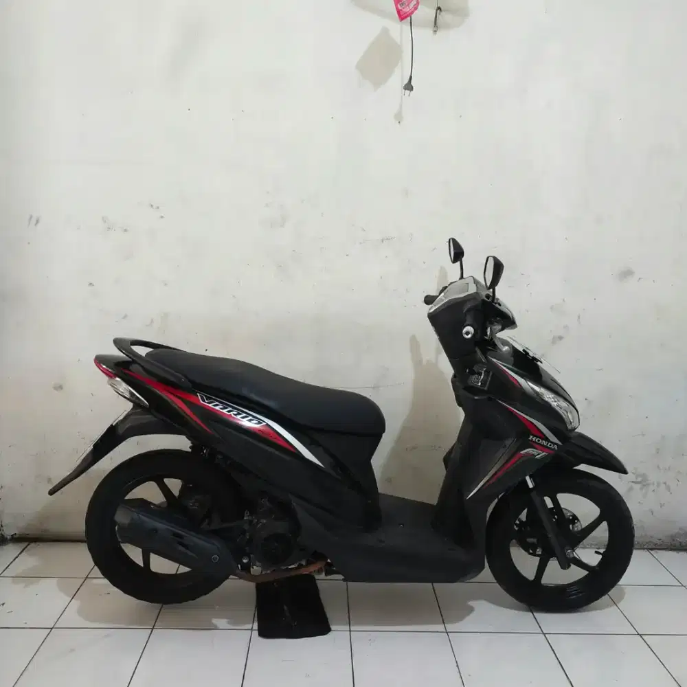 Honda Vario Agnes 2016 Bagus lengkap Mesin Cakep
