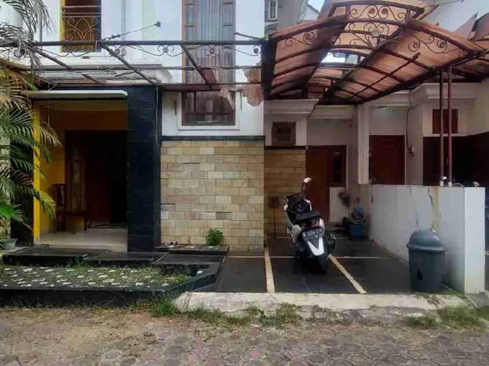 Rumah Bagus dijual butuh di Jagakarsa bebas banjir nego strategis