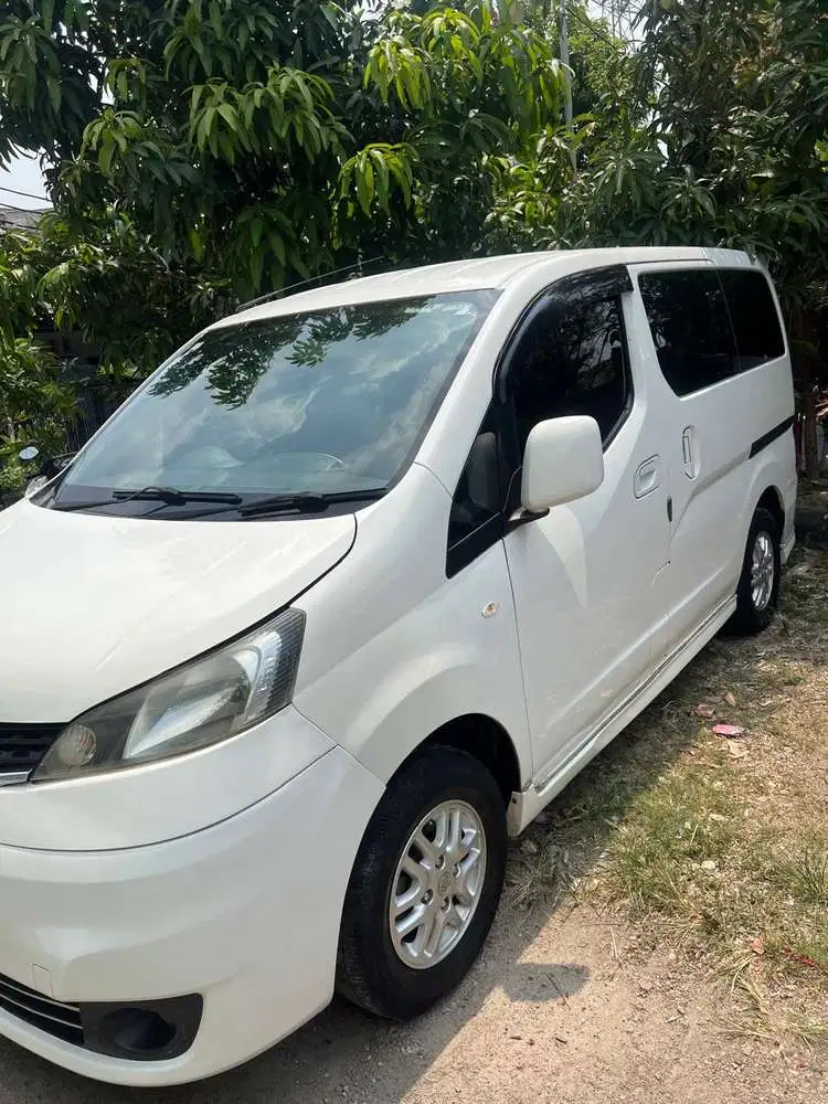 Nissan Evalia 2012 Bensin