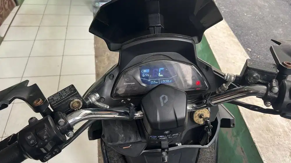 Dijual Polytron Fox R
