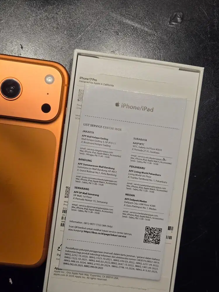 iPhone 17 Pro  - 256 GB iBox Free Skinarma Case!