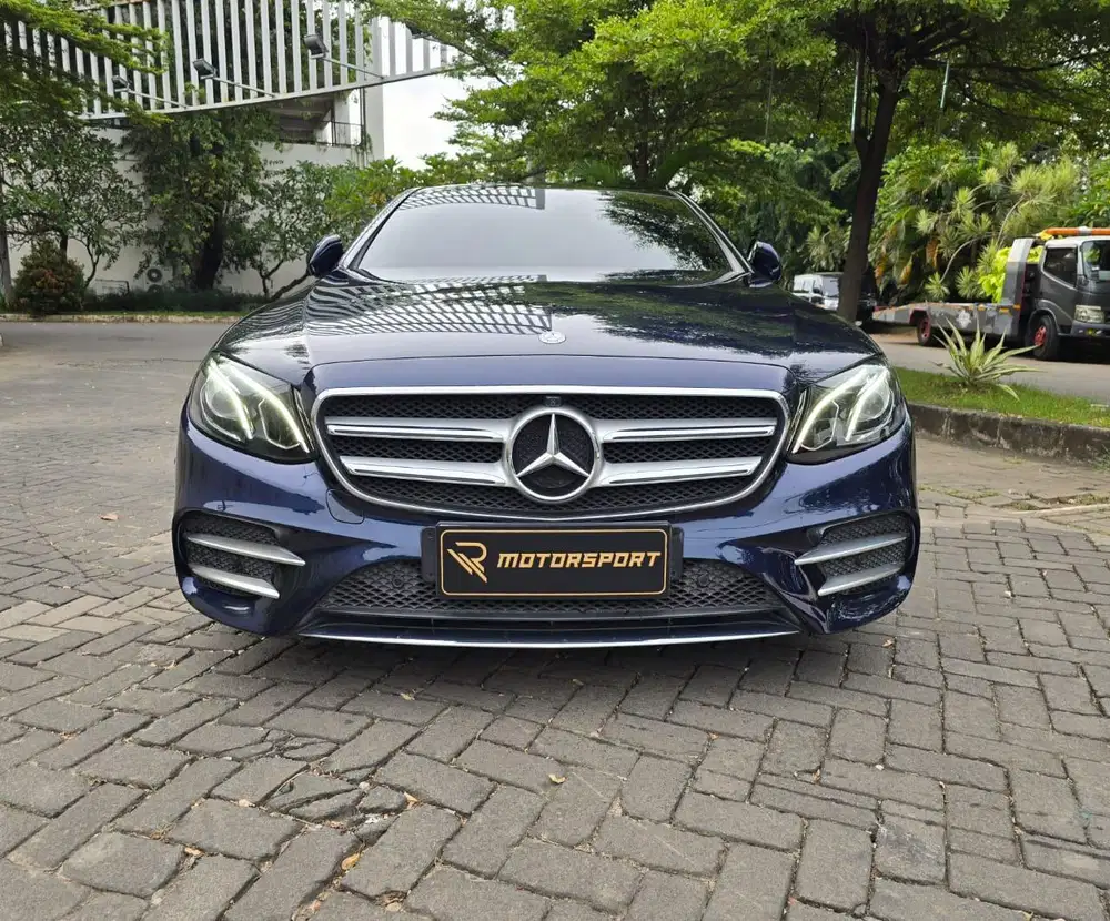 (ODO:10rb) Mercedes Benz E300 AMG 2017 low km e 300 mercy